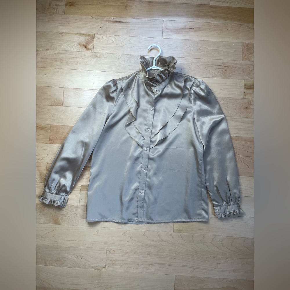 Frilly blouse